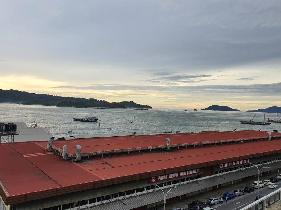 Kota Kinabalu City The Shore - Lucky 7 Homestay Ngoại thất bức ảnh