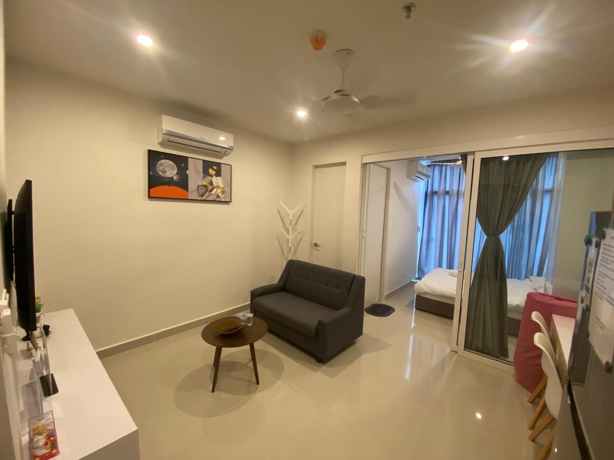 Kota Kinabalu City The Shore - Lucky 7 Homestay Ngoại thất bức ảnh